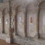 Exposition des projets entre les colonnes